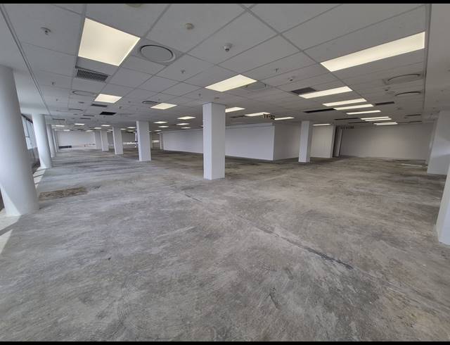 799M² OFFICE TO LET IN SANDTON CENTRAL
